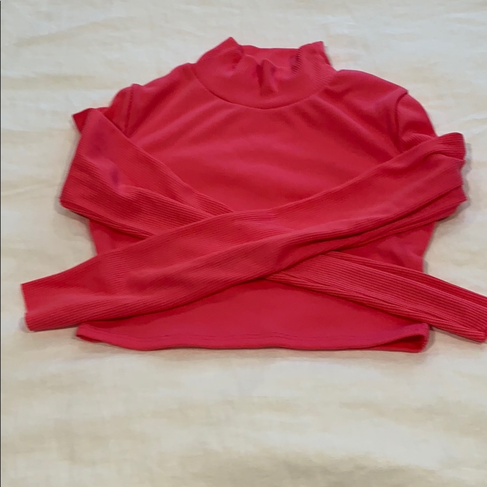 Mock neck crop long sleeve hot pink top small